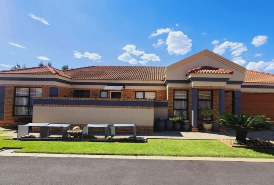 3 Bedroom Property for Sale in Grimbeeck Park North West